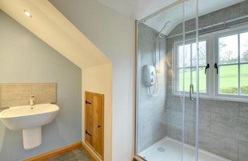 3 Bed in Llangadfan oc-wae284 - Photo 23