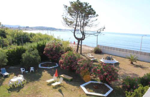 Anastazia's Seaside Apartments - Foto 24