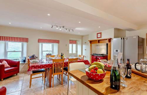 4 Bed in Low Row G0083 - Foto 4