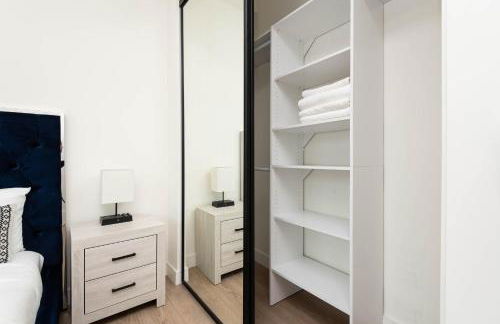 Stylish Apartments in Glendale with Free Parking - Foto 71