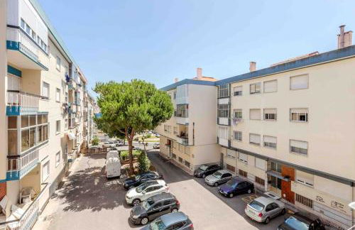 Lovely 3-bedroom condo w/ free parking on premises - Foto 41