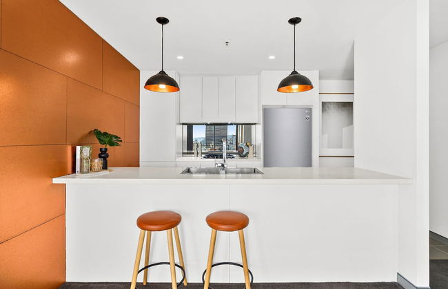 Wollongong CBD Ocean View Apartment - Photo 5