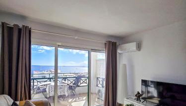 Casa Louie Marie - sea view aircon IPTV WiFi VV in Portonovo complex - Foto 5