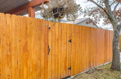 3 Mi to Coeur dAlene Lake! Cozy Mtn-Town Getaway - Foto 25