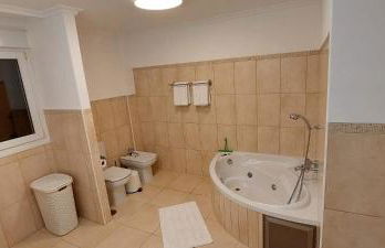 Amazing Apartamento Renes, with a shared pool - Foto 16