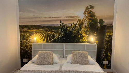 WeinbergLounge Schwabenheim - Foto 1