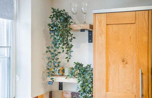 #97 Grade 2 historic Housekeeper's Cottage - Close to Statfold Country Park - Sleeps 5 - Perfect for Contractors and Families - Free street Parking" - Foto 32