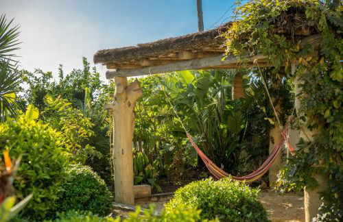 Exotic Beachfront Retreat Handcrafted Bohemian Luxury - Foto 22