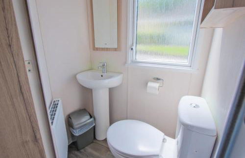 Three Bedroom Instow Caravan - Foto 9