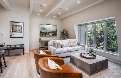 1 Block to Gondola Updated Top-Floor 2BR 2BA - Foto 7