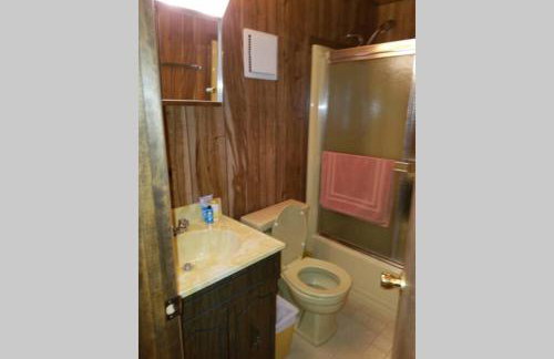 Regent Hilltop Cabin - Photo 10