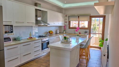 Elena Luxury Suite Agios Stefanos - Foto 4