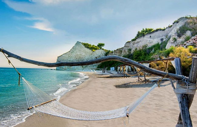 Stunning Beach Apart-sleeps 5! Pool & Sea Views! - Foto 27