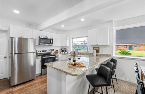 Amazing Mid Century Coastal, Heated Pool, Beaches - Foto 23