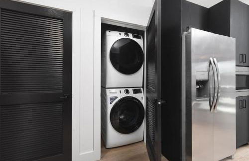 Premium Condo with Huge Patio near Vanderbilt & Downtown - Foto 27