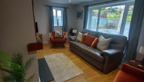 Riverside Cottage 6 guests 4 adults max hot tub - Foto 3