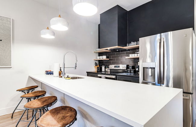 The Grove by AvantStay – Stylish Group Stay with Private Bathrooms - Foto 46