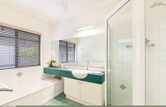 Cityside Hideaway Pool - Workstation - Markets - Foto 19