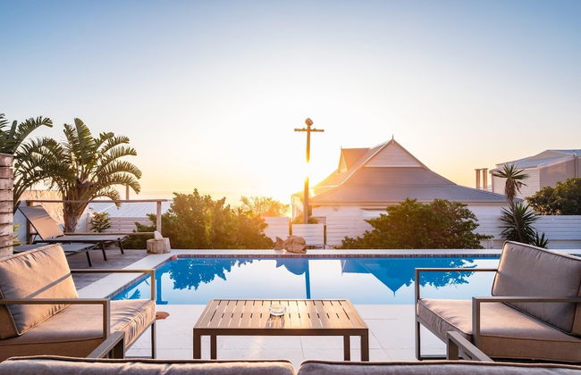 Stylish Holiday Home With Private Pool Ocean Views Jumeirah Blue - Photo 25