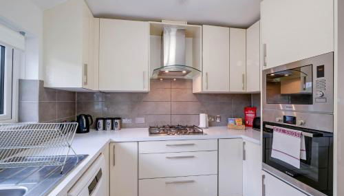 Hanwell 2 bedroom Maisonette by 360Stays - Foto 3