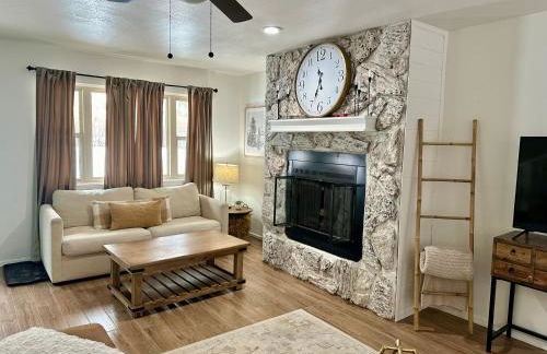 Timbers Tavern - Foto 10