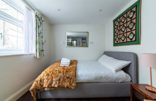 Cozy Brixton Hideaway Cute & Convenient Stay - Pass the Keys - Foto 9