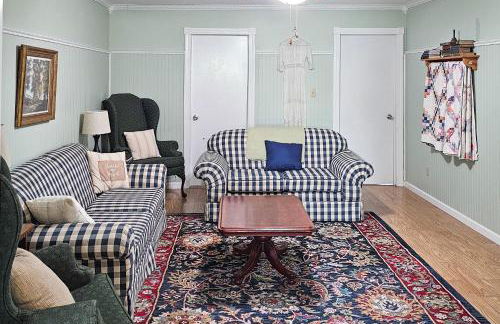 Walk to Nauvoo Temple Remodeled Family Apartment - Foto 1