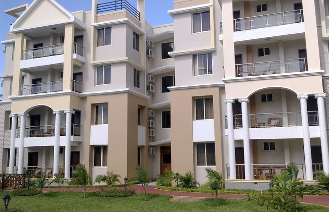 Penthouse Near the Beach with WiFi - Photo 1