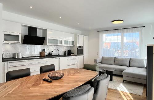 YUVA HOMES Germering - 100m2 - nahe München - 2 Bäder - S-Bahn - Foto 1