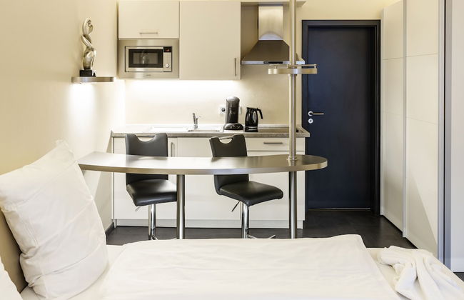 Nomad Serviced Apartments - Photo 41