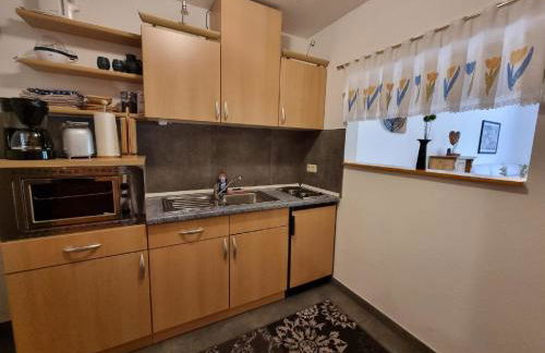 Cafe Altmühl, Ferienwohnungen Gästehaus Krimhilde direkt am Wasser - Foto 24