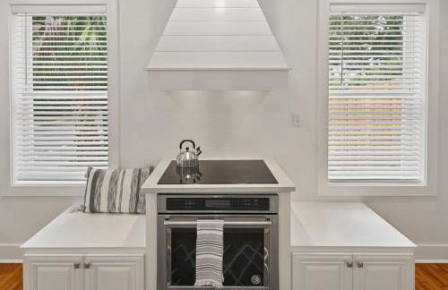 Remodeled Historic 1800s Carriage House, The Castle Garden, Colonial Modern Mansion - Foto 13