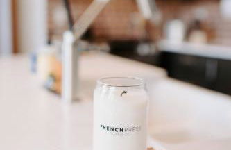 Stylish Main St Loft with Balconies and Garage - Foto 39