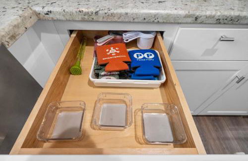 Pool Stay Near DT, Heights WiFi Games Yard BBQ - Foto 18