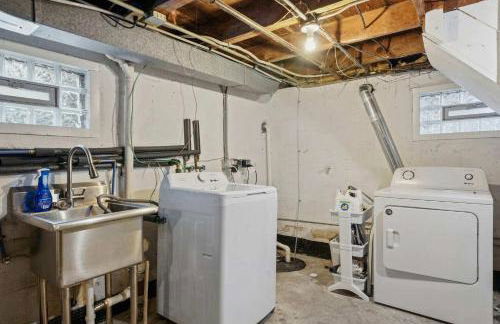 3 BR 2BA Lakefront Home - Dog Friendly - 30 Day - Foto 50