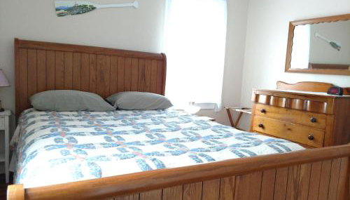 4 Seasons 4 bedroom lake level home - Foto 2