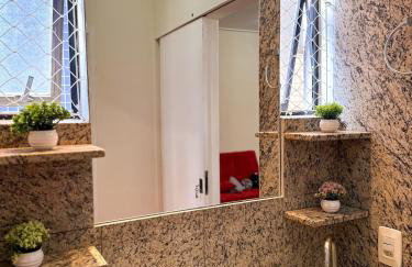 Apê Letícia I Ar condicionado, wifi e garagem na Zona Sul de BH - Foto 9