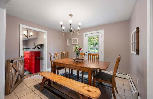 Spacious Home Hot Tub 2 Living Rooms Pets OK - Foto 15