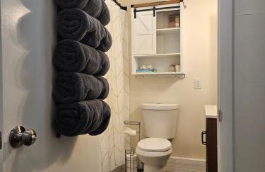 Rustic & Renovated 3 Bed - 8 Min Walk to Bridge St - Foto 20