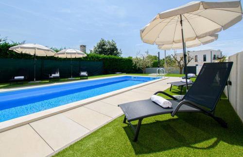 Modern Villa Angelina in Poreč - by Istrabook - Foto 6