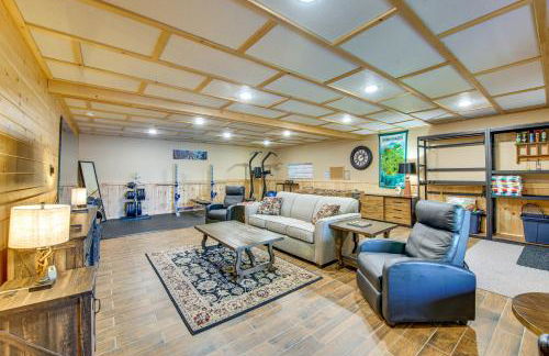 Hike, Ski and Swim Luxury Cabin on Silver Lake! - Foto 29