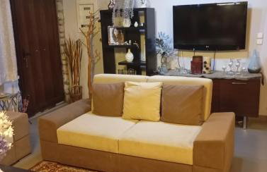 Αρχωντικα στην Τρiχονιδα - Foto 20