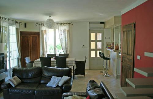 Villa in Reillanne with Private Pool - Foto 3