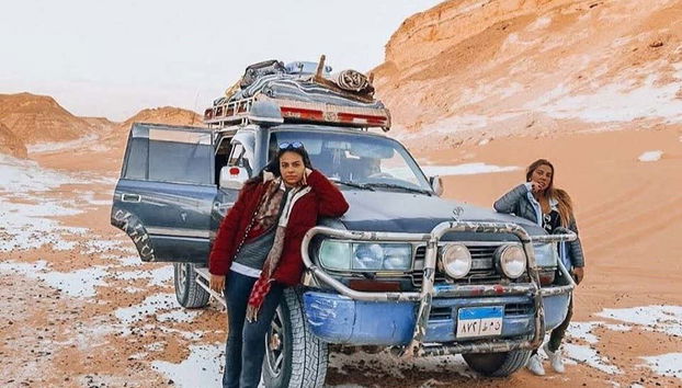 Parcourrez le désert blanc en 4x4.