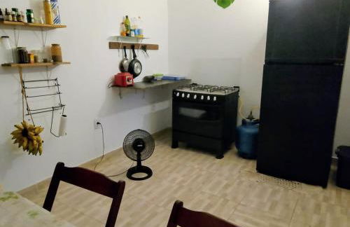 Casa Deixe-se Baleiar na vila de Serra Grande - Photo 9