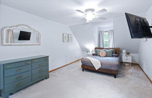 Wooded Retreat with game area and hot tub - Foto 49