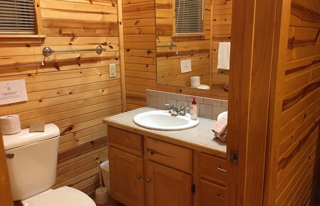 Frio Springs Lodges - Photo 34