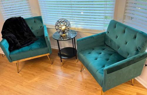 Delight: Bold & Bougie! Sleeps 12! Downtown Boyne - Foto 24