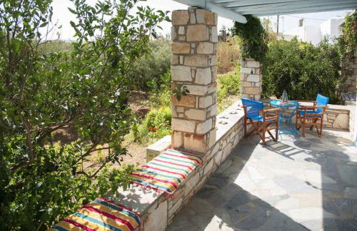 Flora & Agelos Studios - Paros - Photo 37