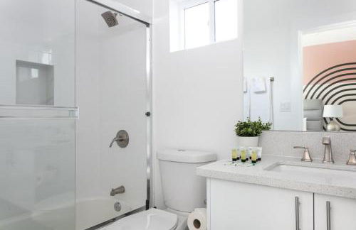 Central LA Escape Near Universal & Beaches - Foto 17